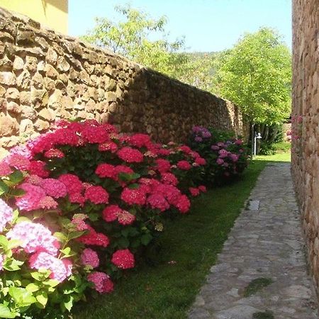 Posada Los Nogales Barcenilla 外观 照片